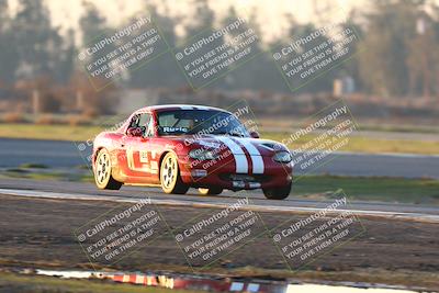 media/Jan-13-2024-CalClub SCCA (Sat) [[179f4822a7]]/Group 7/Sunset (Race)/